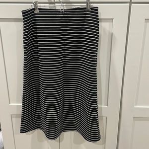 NWT LOFT sz small, knit Aline midi skirt, pull on style, elastic waistband